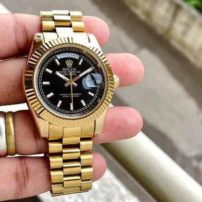 Luxurious Day-Date Watch